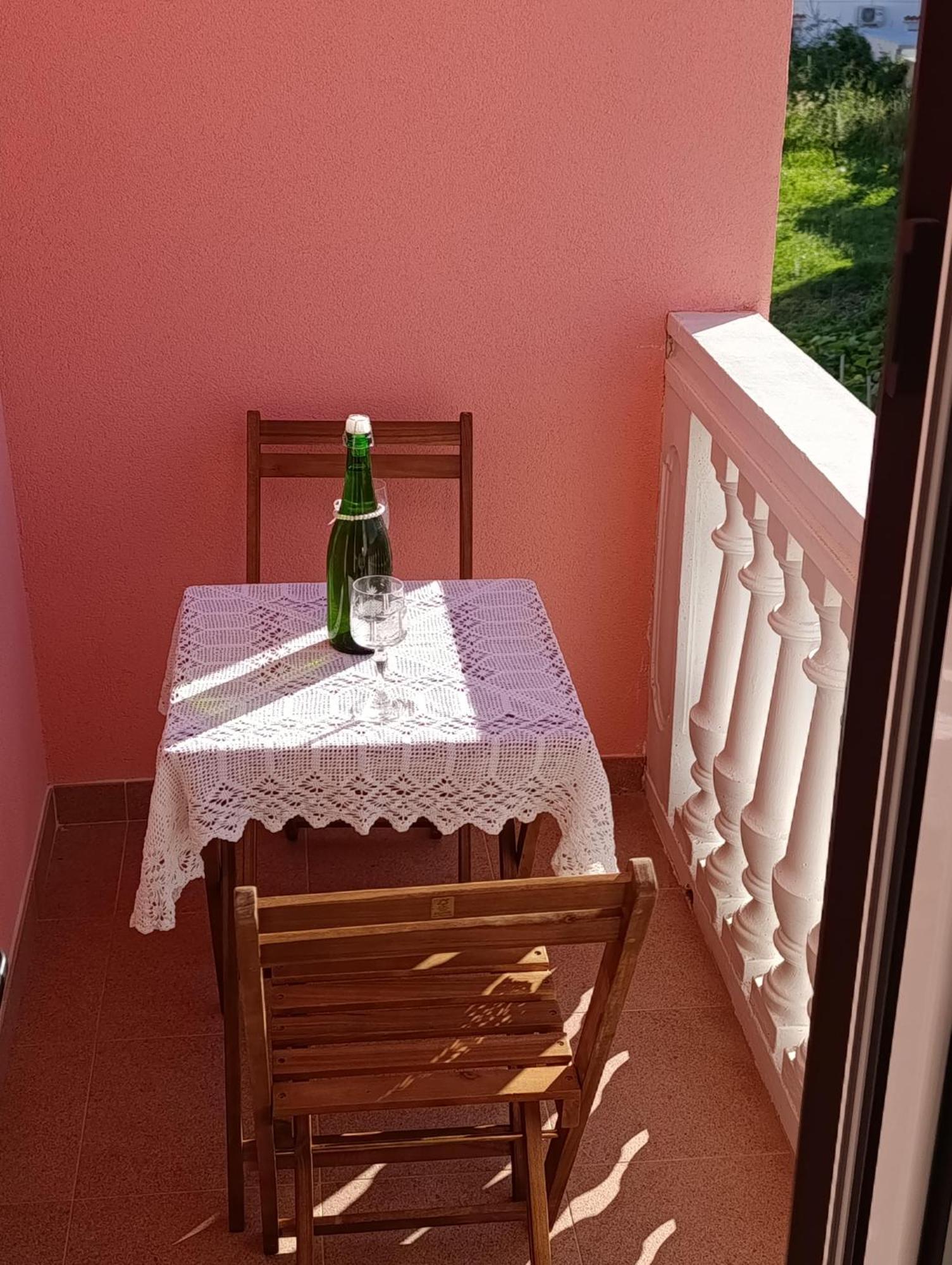 Apartmani Peko Pag Town Exterior foto